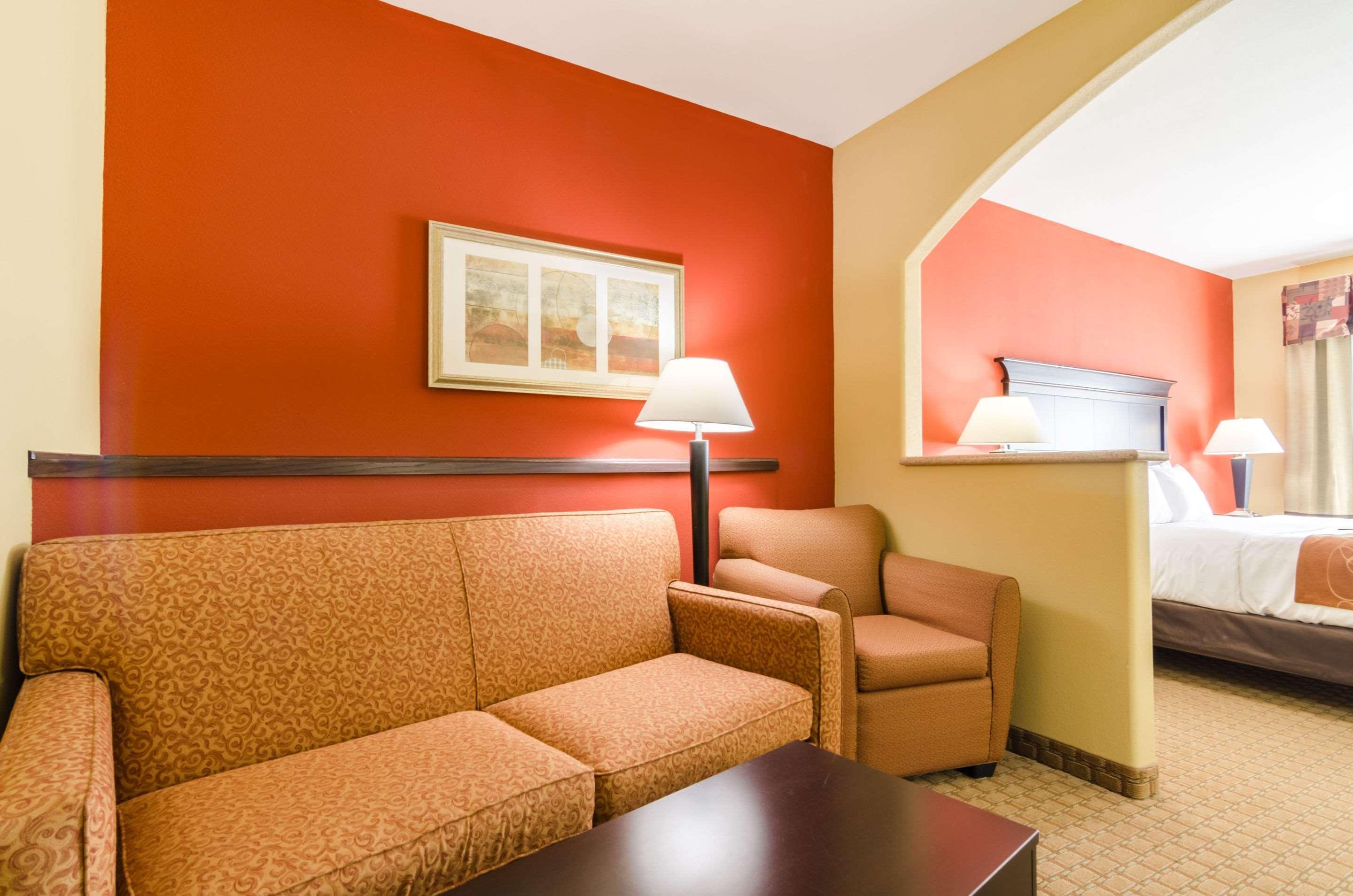 Comfort Suites Salina South Luaran gambar