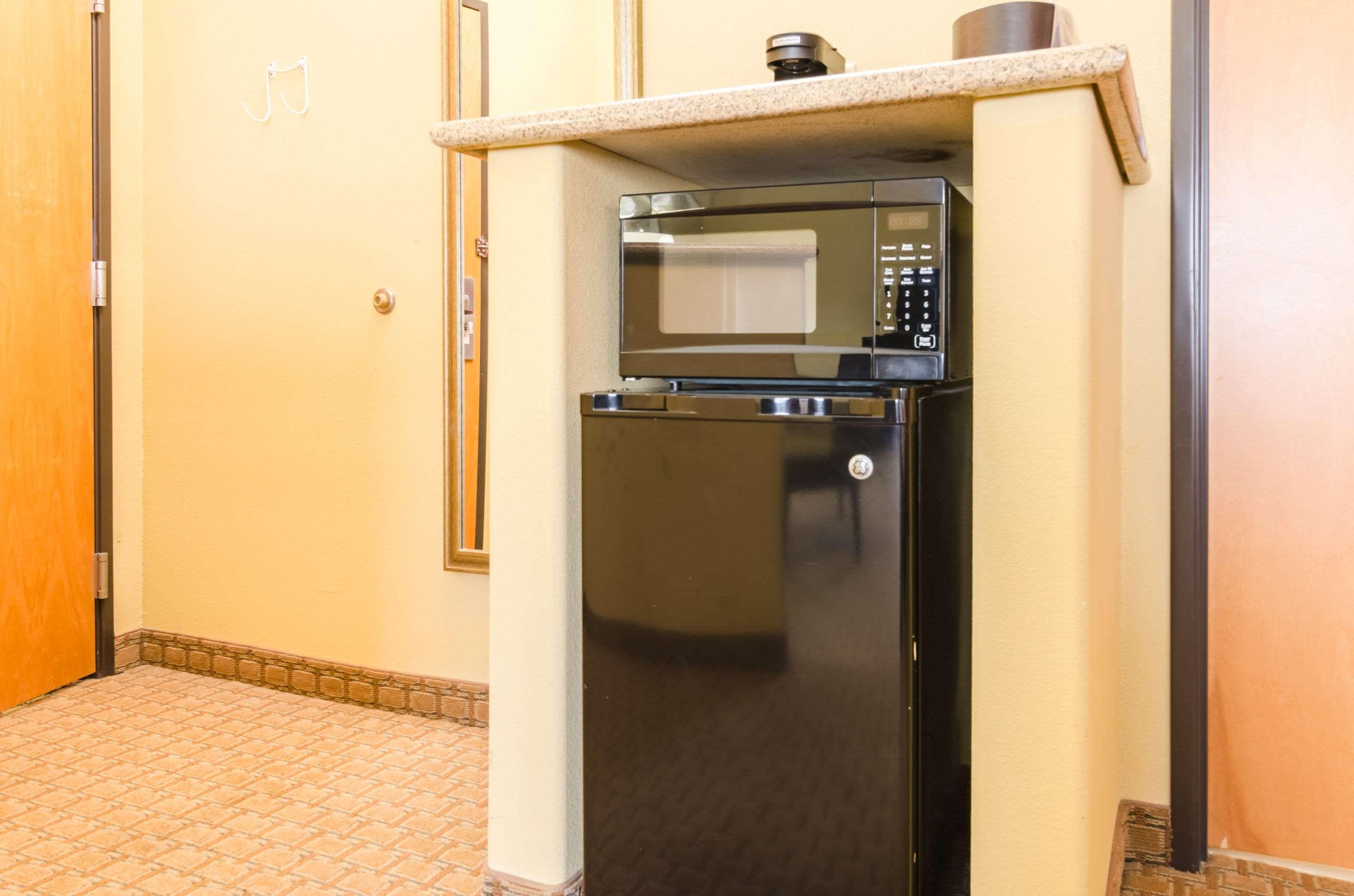 Comfort Suites Salina South Luaran gambar