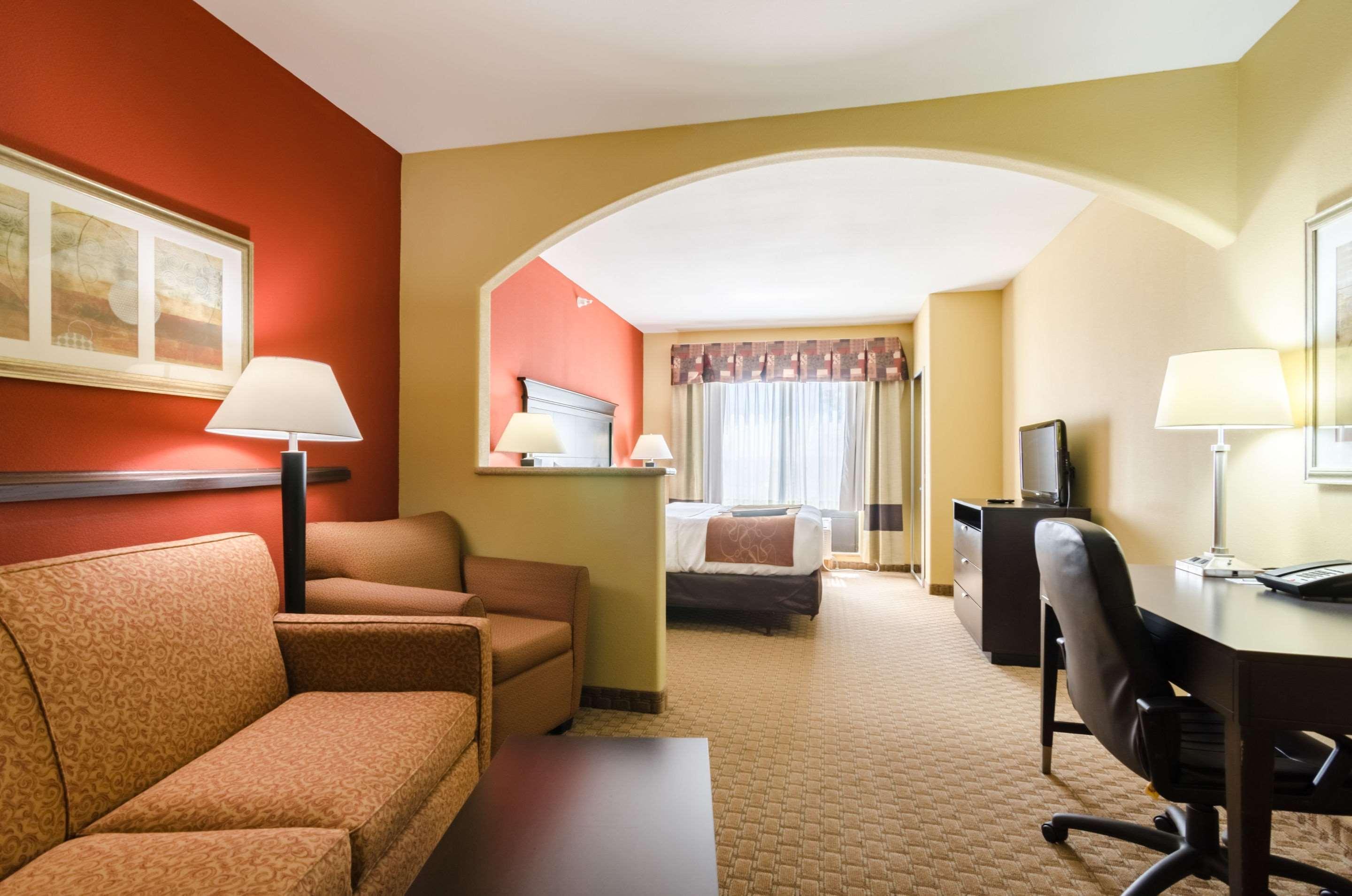 Comfort Suites Salina South Luaran gambar