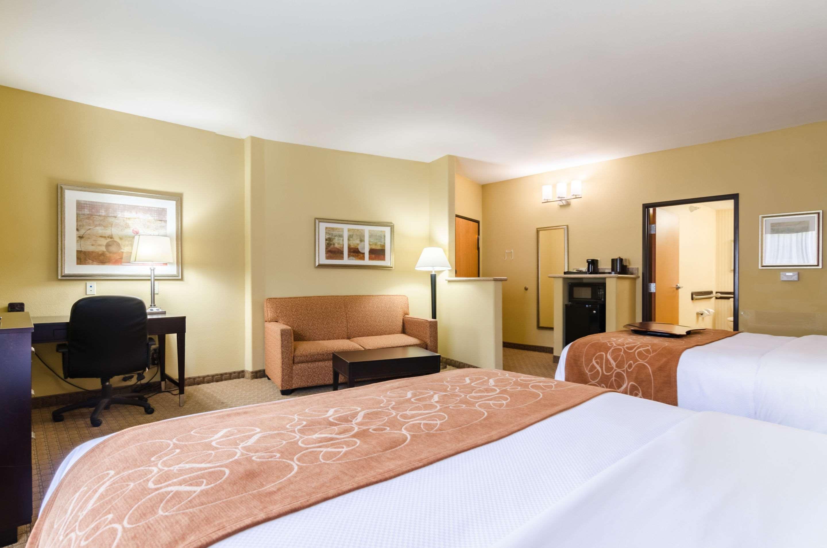 Comfort Suites Salina South Luaran gambar