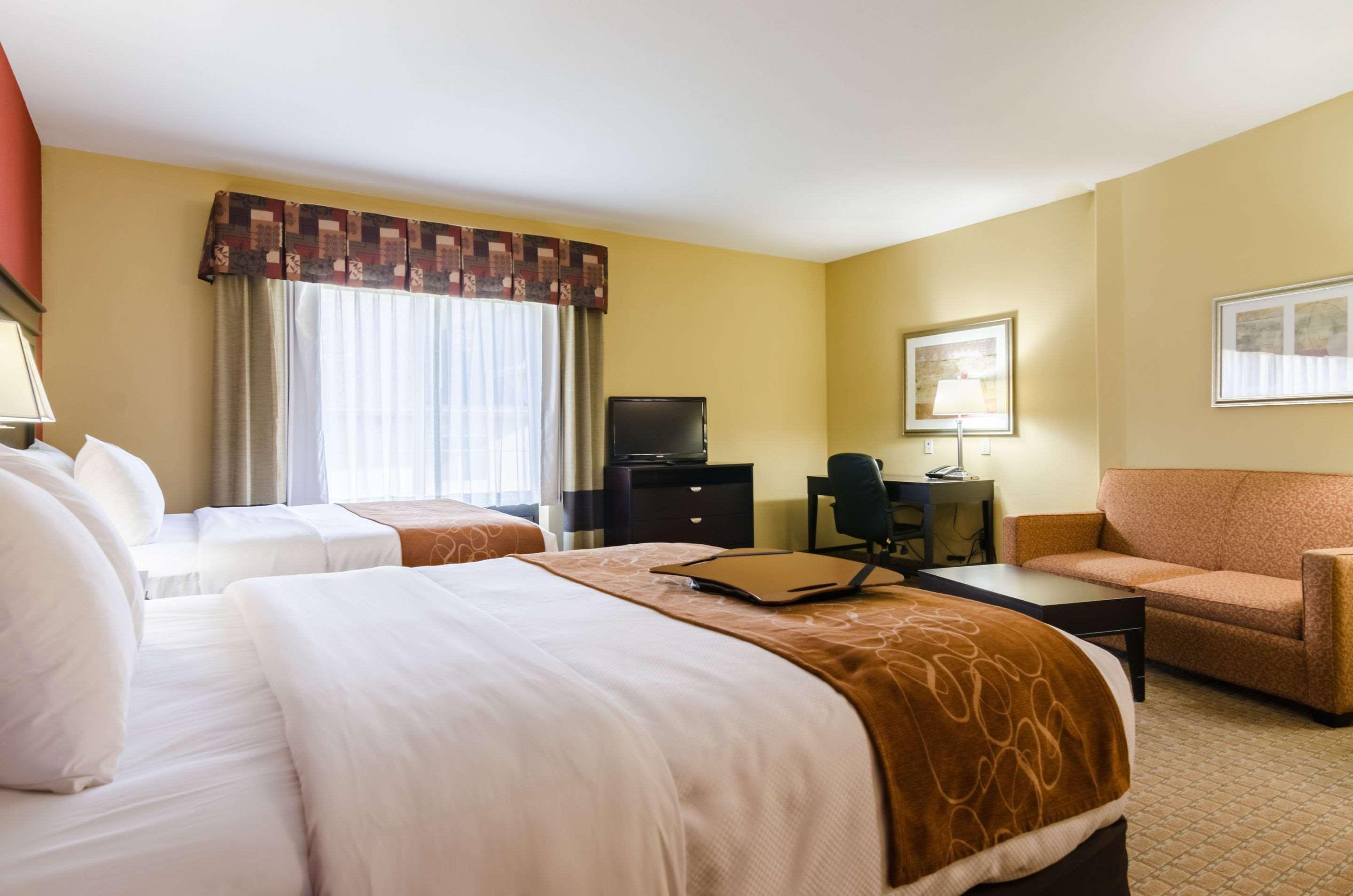 Comfort Suites Salina South Luaran gambar