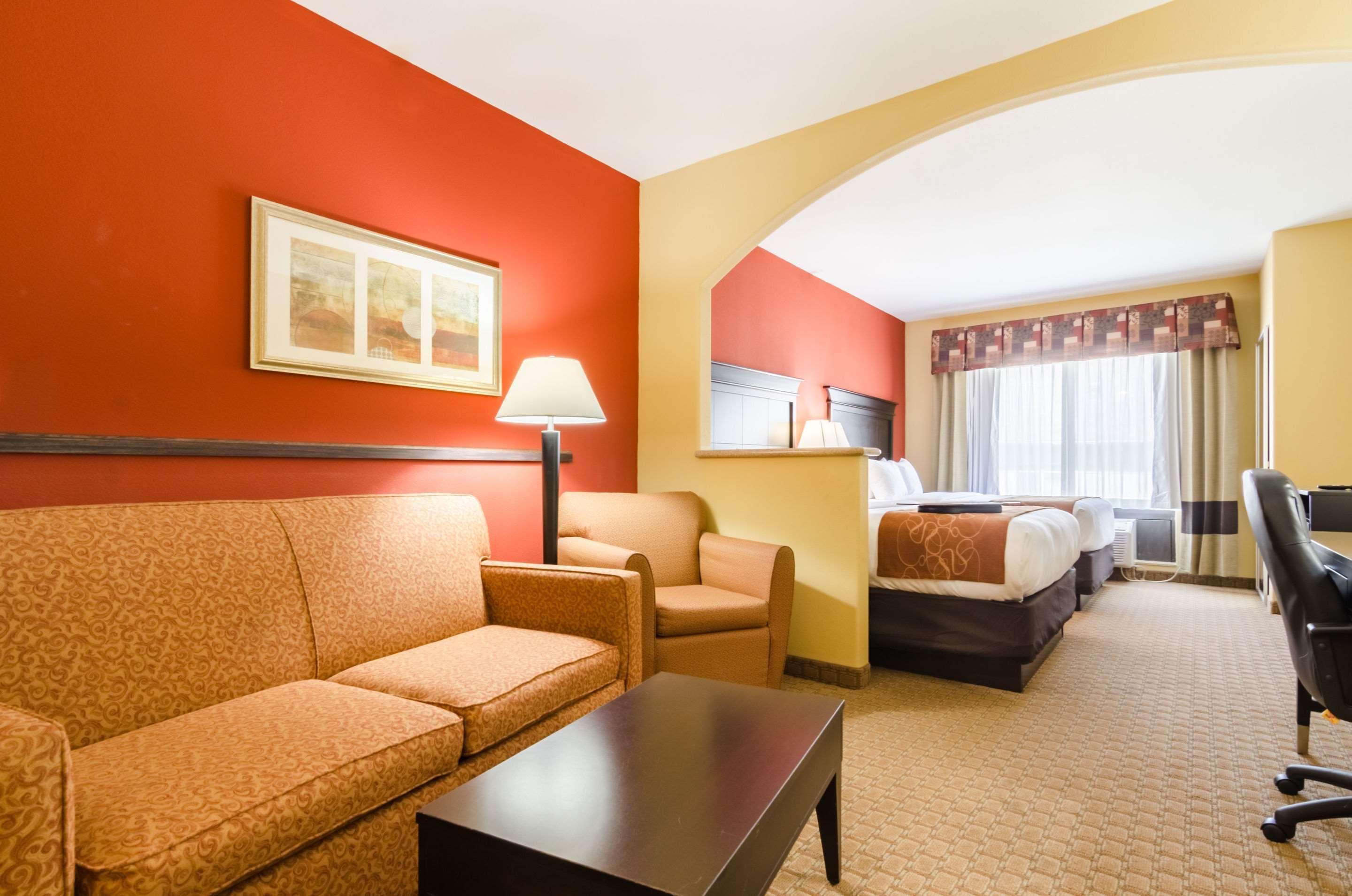 Comfort Suites Salina South Luaran gambar