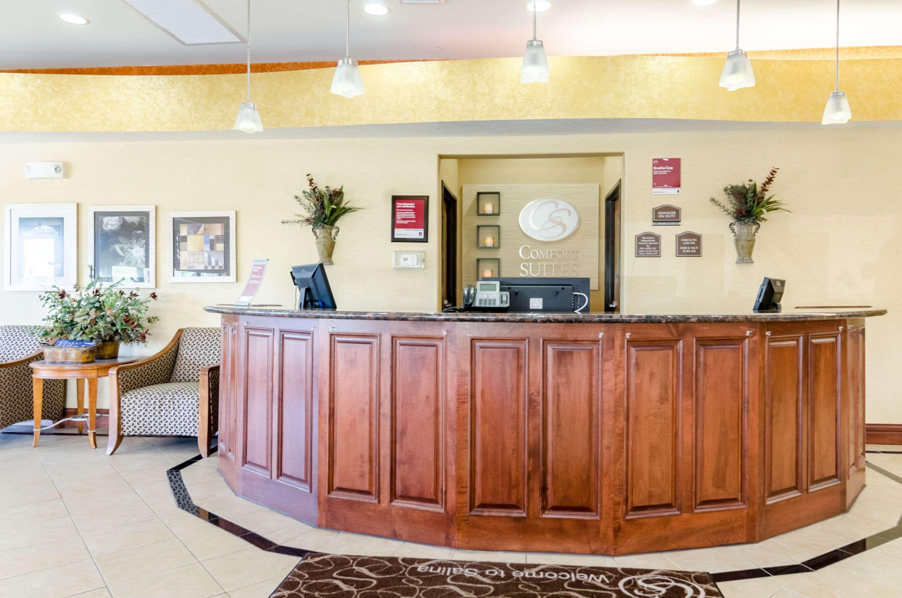 Comfort Suites Salina South Luaran gambar