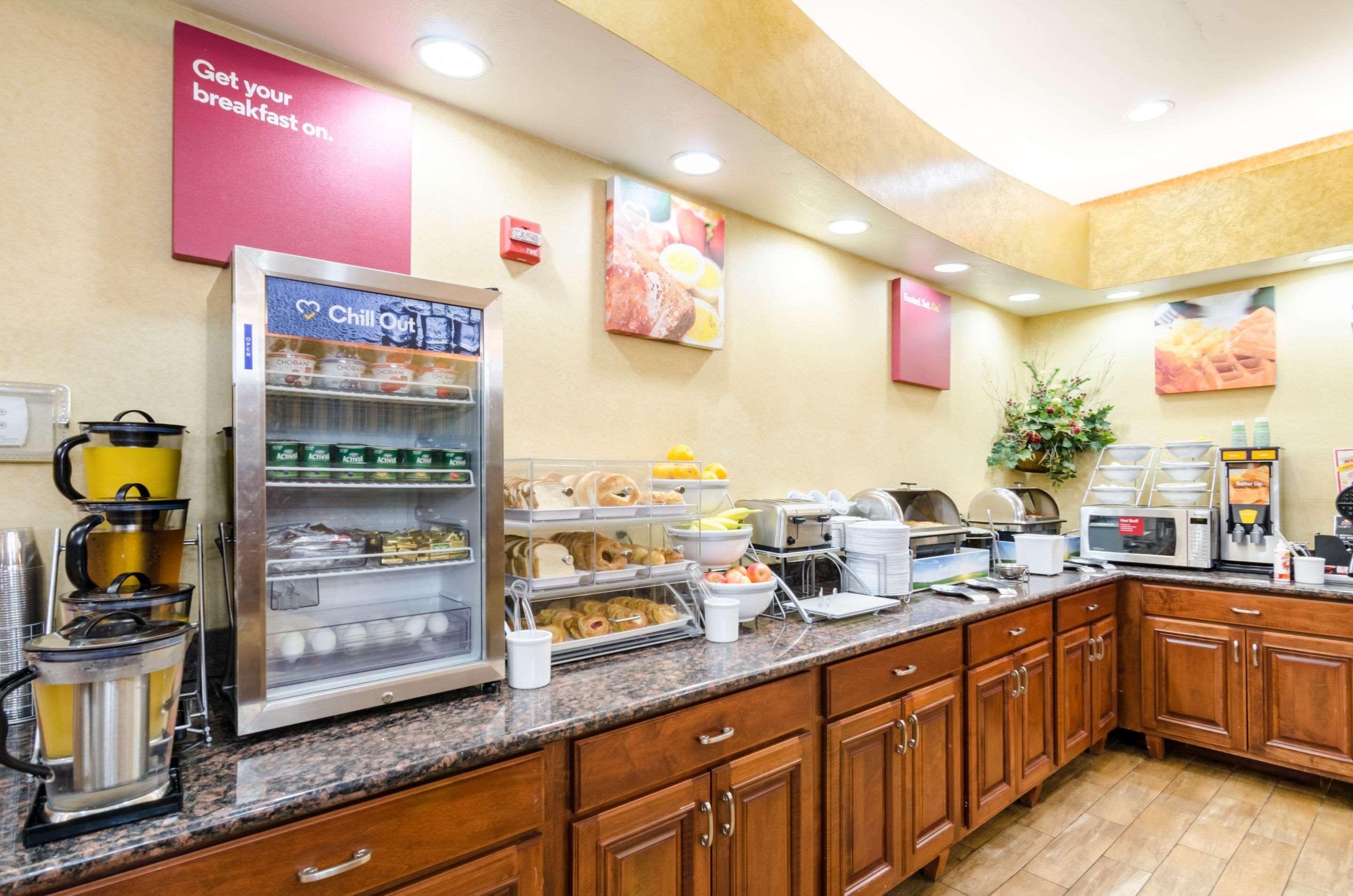 Comfort Suites Salina South Luaran gambar